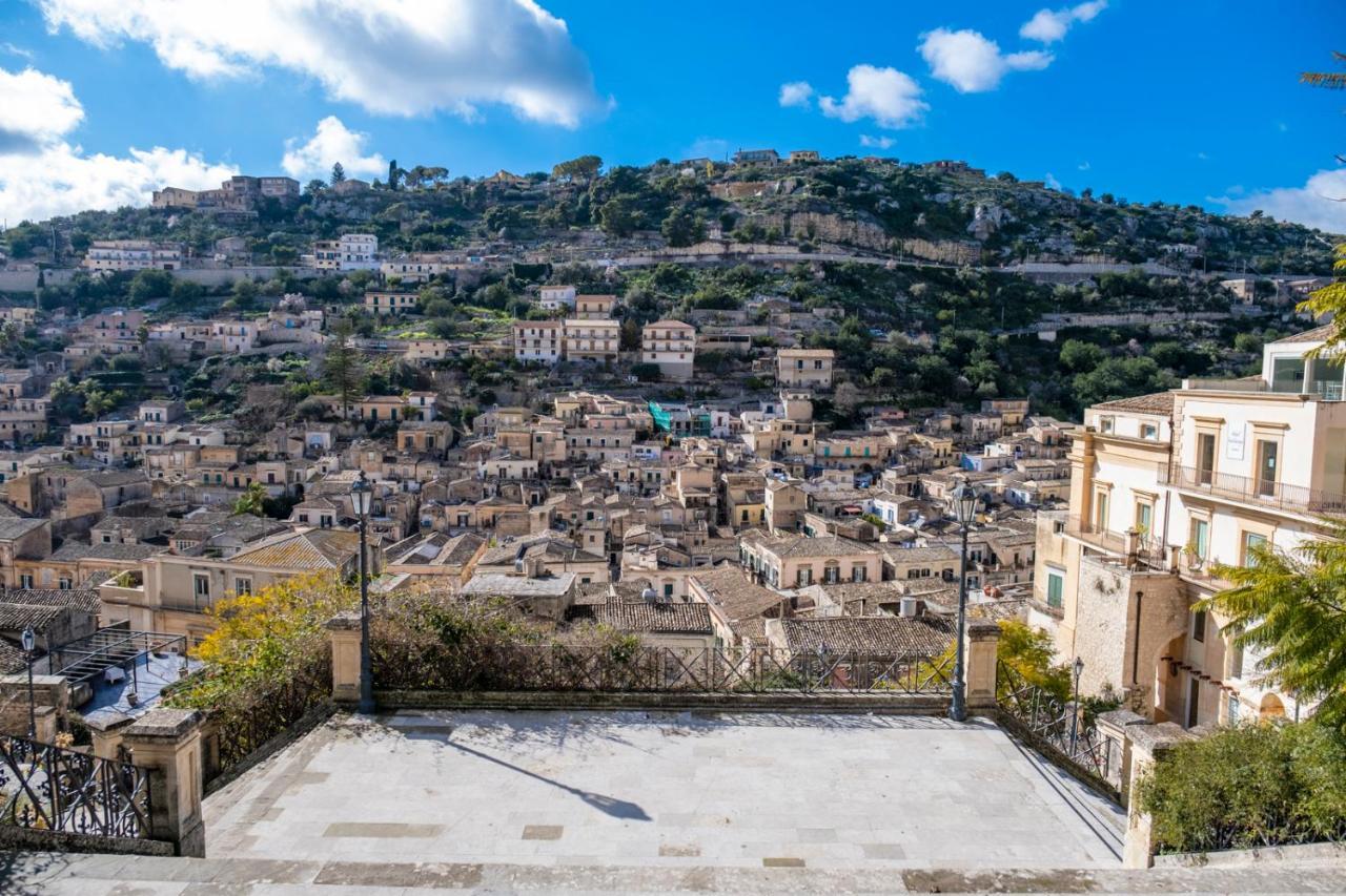 Luxury House Le Nuvole Modica Exterior foto